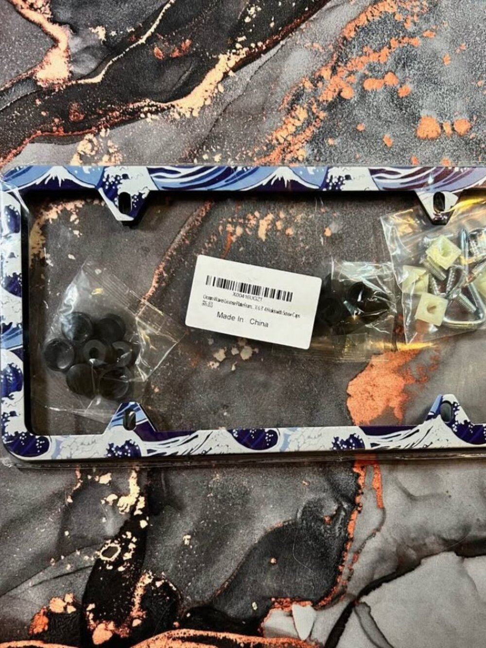 License plate frame